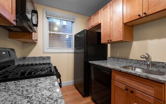 71 Sacramento St, Unit 3 in Cambridge, MA - Building Photo