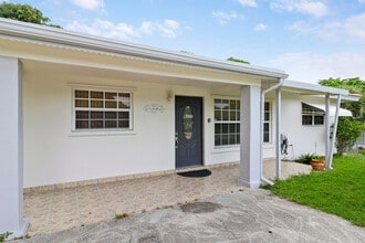 391 SW 2nd St in Boca Raton, FL - Building Photo - Building Photo