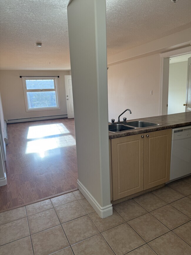 4701 49 Ave in Stony Plain, AB - Building Photo - Building Photo