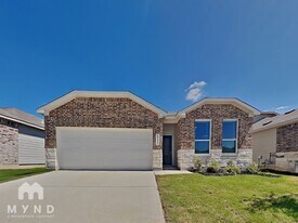 10612 Ysasmendi Rdg in San Antonio, TX - Building Photo