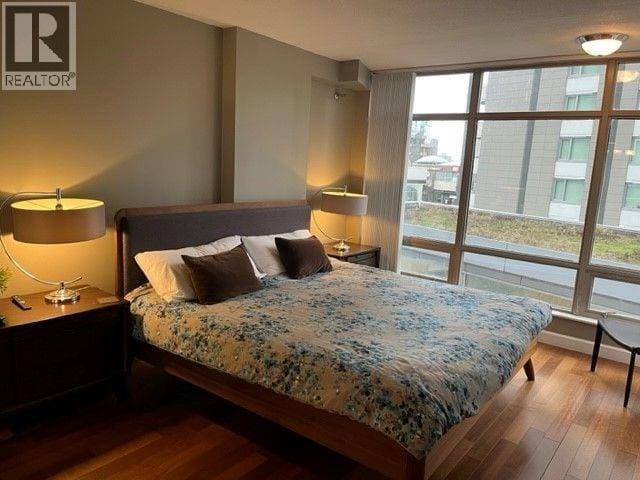 1288 Alberni St in Vancouver, BC - Building Photo