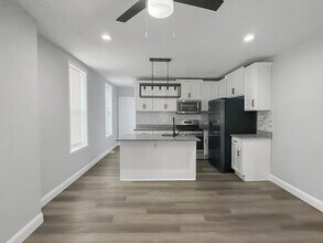 733 N Linwood Ave in Baltimore, MD - Building Photo - Building Photo