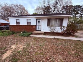 3300 Baskin St in Memphis, TN - Building Photo
