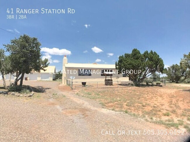 41 Ranger Station Rd in Mountainair, NM - Building Photo - Building Photo
