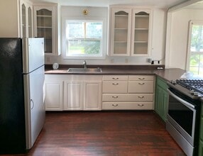 2044 Humboldt Rd in Chico, CA - Building Photo - Building Photo