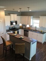 4928 villas drive in Sanger, TX - Building Photo