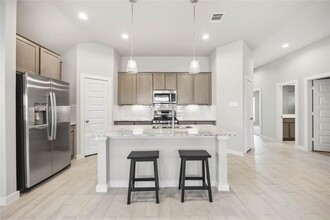 22026 Villa Ter Dr in Hockley, TX - Building Photo - Building Photo