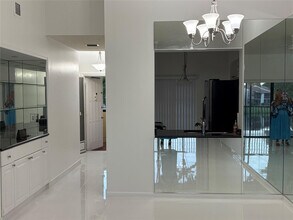 2035 SW 15th St in Deerfield Beach, FL - Building Photo - Building Photo