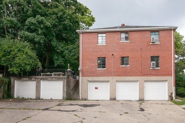 203 Loraine Ave-Unit -203 2 in Cincinnati, OH - Building Photo - Building Photo