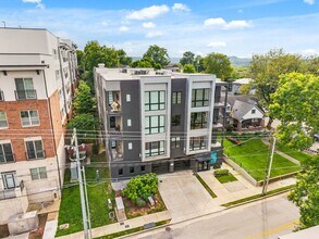 119 Acklen Park Dr in Nashville, TN - Building Photo - Building Photo