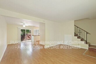 1894 Lynwood Dr in Concord, CA - Building Photo - Building Photo
