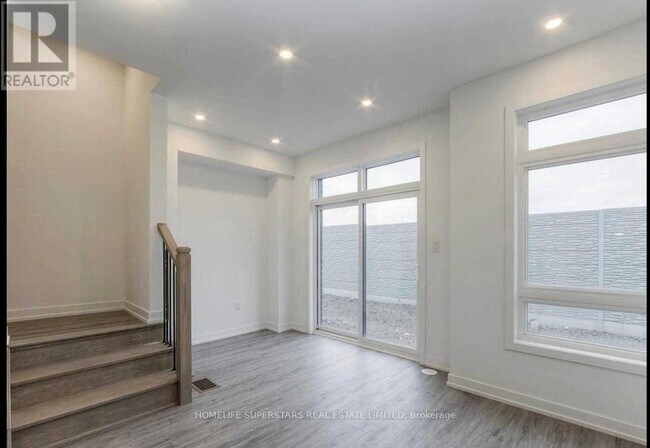 70 Dalhousie St in Vaughan, ON - Building Photo - Building Photo