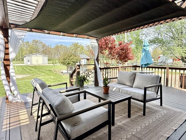 10695 Lockbourne Eastern Rd in Ashville, OH - Building Photo - Building Photo