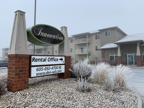 Innovation Village in Brookings, SD - Foto de edificio - Building Photo