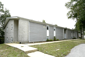 Silver Ridge Apartments in Toms River, NJ - Foto de edificio - Building Photo