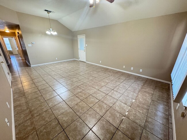 4807 John David Dr-Unit -Unit B in Killeen, TX - Building Photo - Building Photo