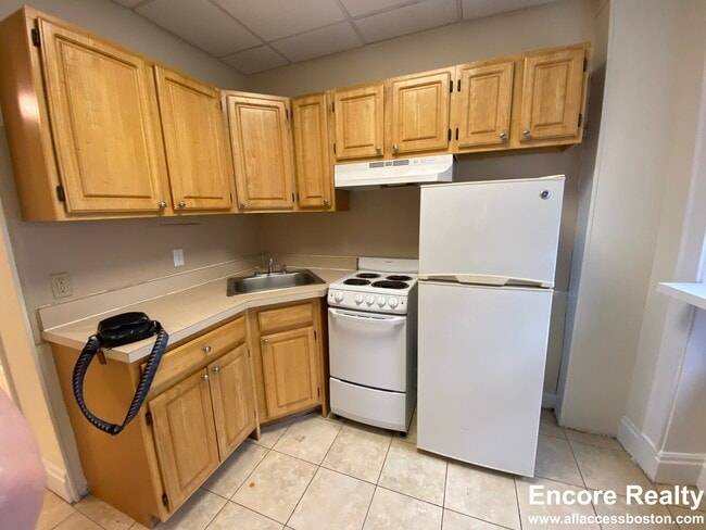 62 Boylston St, Unit 815 in Boston, MA - Building Photo - Building Photo