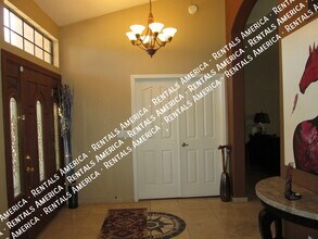 532 E Stonebridge Dr in Gilbert, AZ - Building Photo - Building Photo