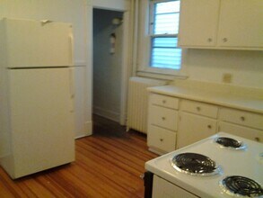 817 Myrtle Ave, Unit 2 in Albany, NY - Building Photo - Building Photo