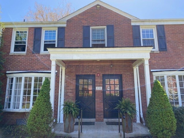 838 Thorn St-Unit -35 in Sewickley, PA - Building Photo - Building Photo