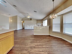 2562 Glenfield Dr in Green Cove Springs, FL - Building Photo - Building Photo