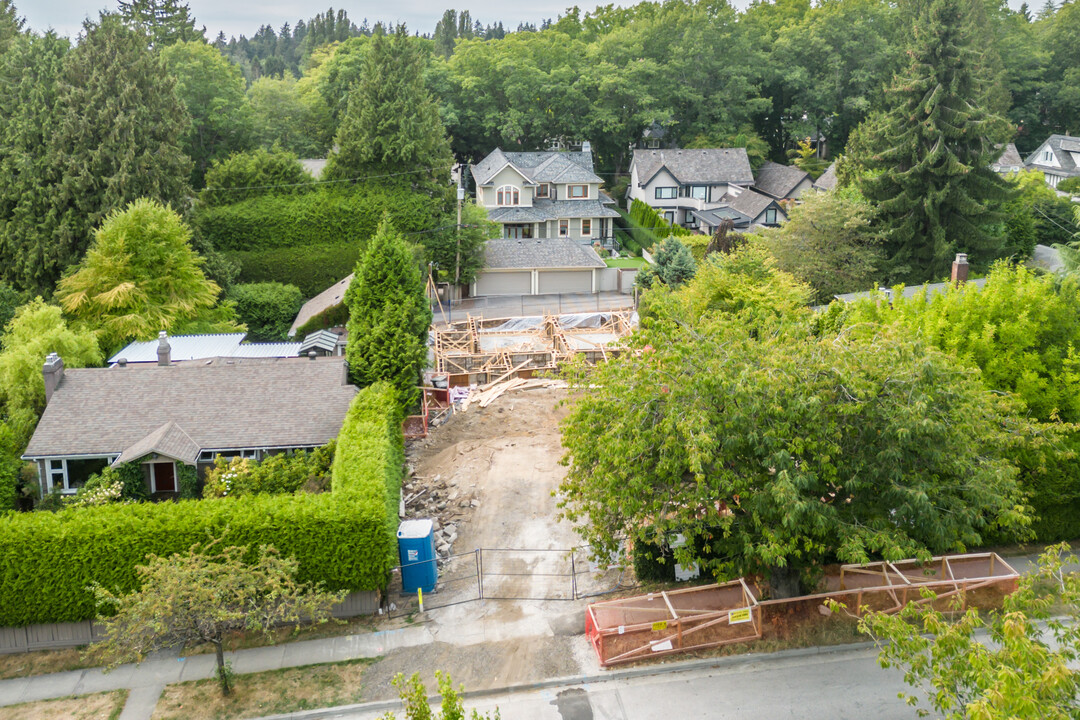 6031 Dunbar St in Vancouver, BC - Building Photo