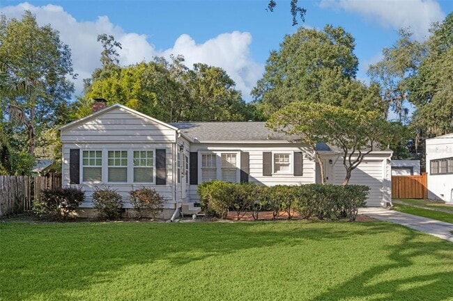 1815 E Central Blvd in Orlando, FL - Building Photo - Building Photo