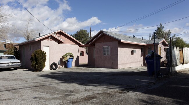 226 E Fredericks St in Barstow, CA - Building Photo - Building Photo