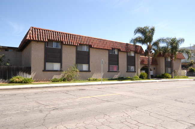 El Dorado Village Apartments in Santa Paula, CA - Building Photo - Building Photo