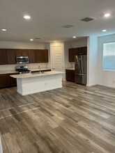 18796 W Cameron Dr in Surprise, AZ - Building Photo - Building Photo