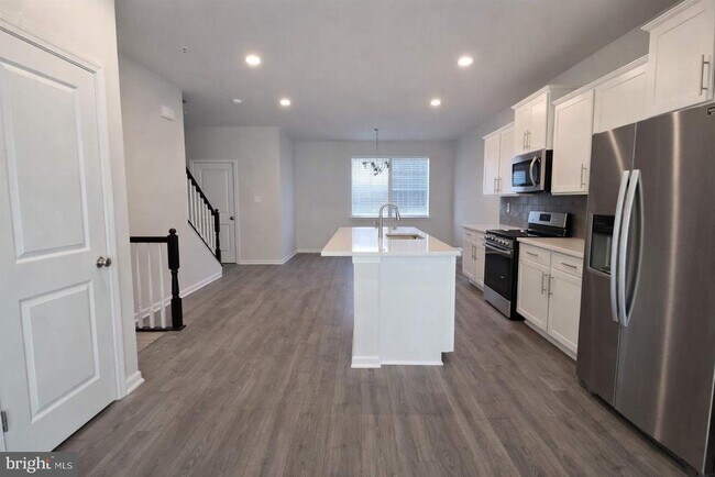 8706 Cherrybark Rd in Clinton, MD - Building Photo - Building Photo