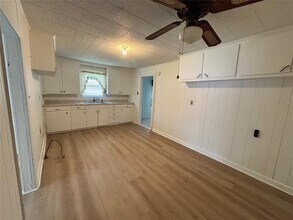 631 E South St in Whitesboro, TX - Building Photo - Building Photo