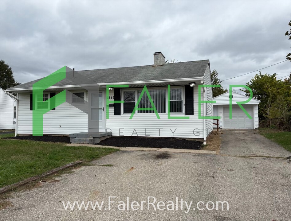 2649 E Dorothy Ln in Dayton, OH - Building Photo