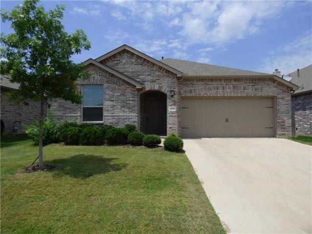9353 Comanche Ridge Dr in Fort Worth, TX - Building Photo