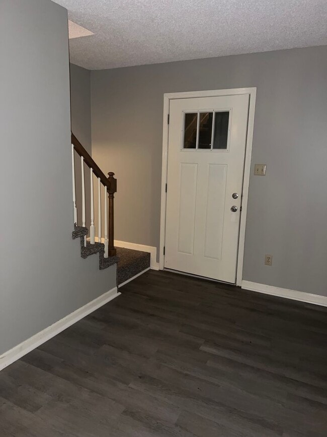 132 Pebble Ct in Bowling Green, KY - Building Photo - Building Photo