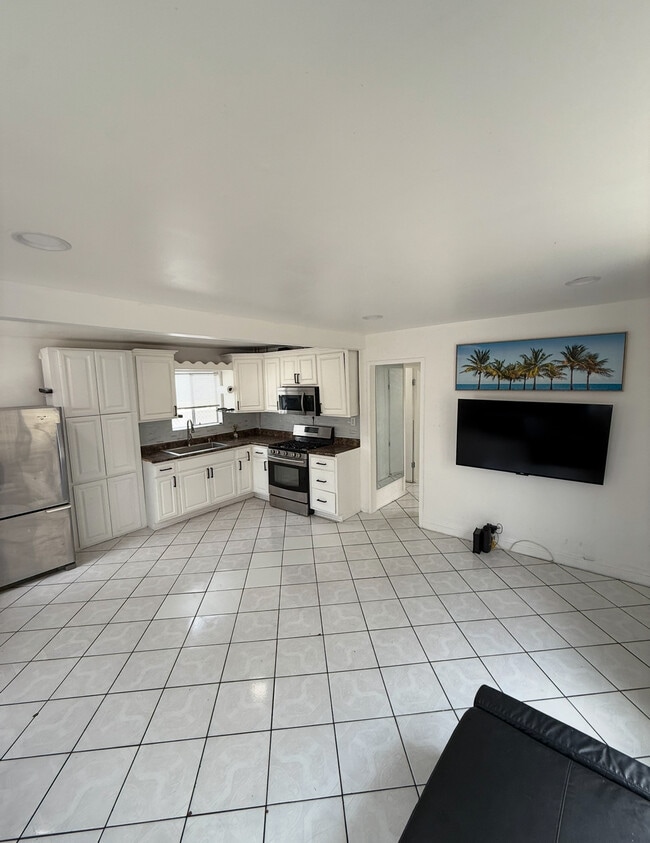 property at 22418 Elaine Ave