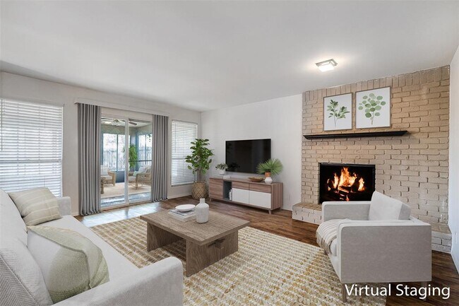 2106 Lamplight Village Cir in Austin, TX - Building Photo - Building Photo