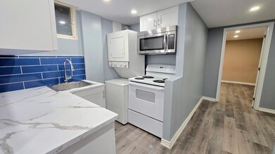 4 Wavell Crt in Welland, ON - Building Photo - Building Photo