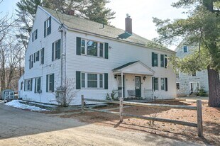 99 Pine St in Conway, NH - Building Photo