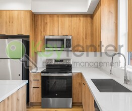 967 Olive Br Pl in Sacramento, CA - Building Photo - Building Photo