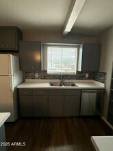 102 E Ivy St in Mesa, AZ - Building Photo - Building Photo