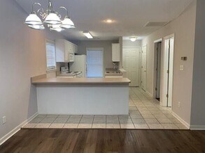 207 Evans Lake Dr in Evans, GA - Foto de edificio - Building Photo