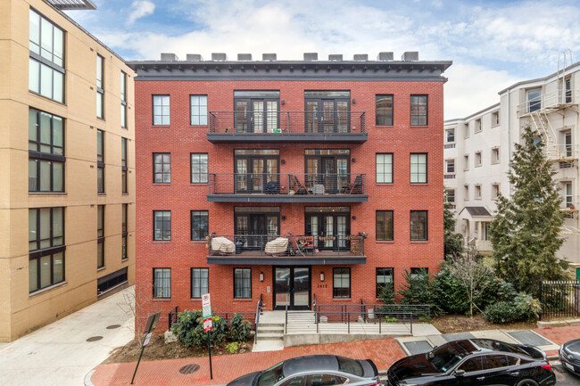 1412 Chapin St NW in Washington, DC - Building Photo - Building Photo