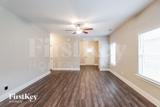 1376 Woodridge Pl in Gardendale, AL - Building Photo - Building Photo