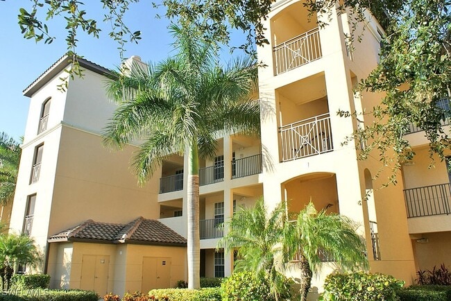 4640 Turnberry Lake Dr in Estero, FL - Building Photo - Building Photo