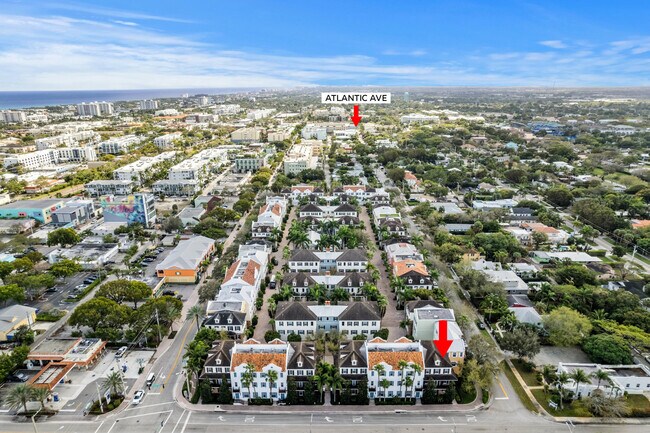 property at 135 N Cannery Row Cir