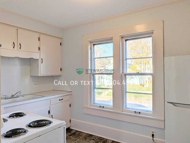 409 2nd St NE in Massillon, OH - Building Photo - Building Photo