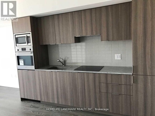 property at 11 Wellesley St W