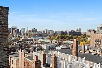 35 Grove St in Boston, MA - Building Photo - Building Photo