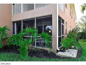 9601 Spanish Moss Way in Bonita Springs, FL - Building Photo - Building Photo